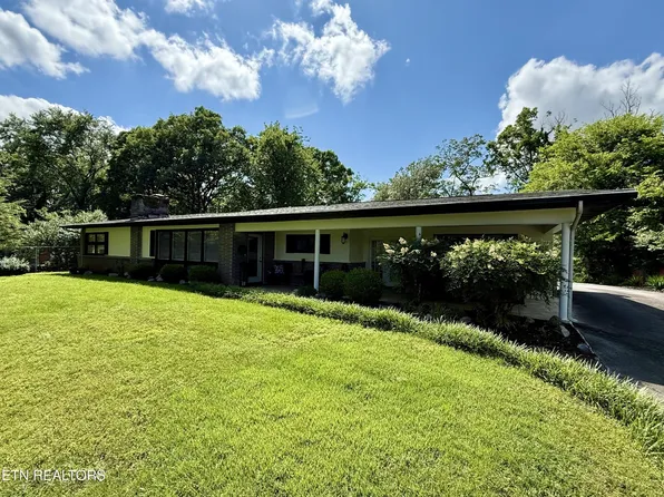 2815 Thomas Dr, Maryville, TN 37804