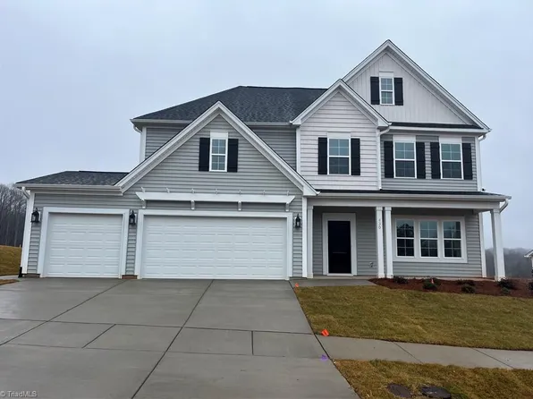 430 Brooke Hill Dr, Lewisville, NC 27023