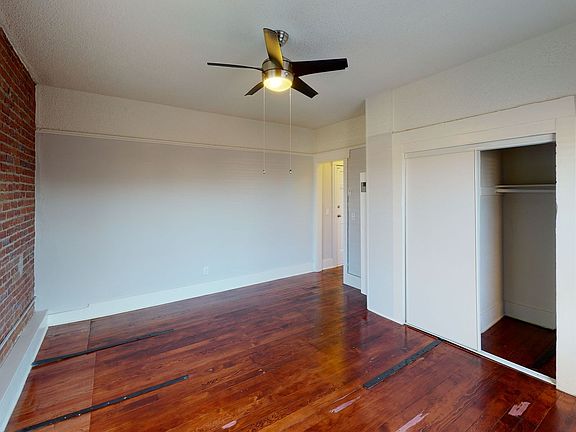 4th image of 1330 S Union Ave #201