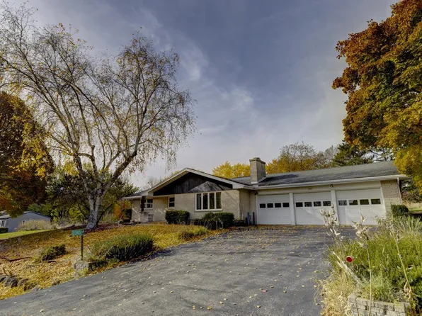 3345 Swinburne Drive, Mcfarland, WI 53558