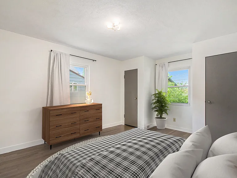 Comfy bedroom