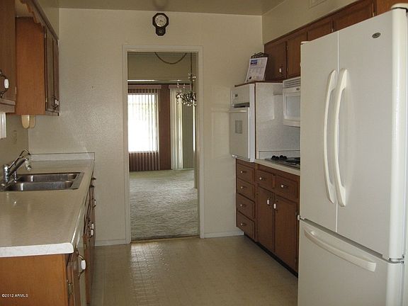 4th image of 10704 W El Capitan Cir