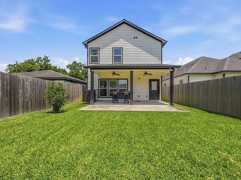 8419 Observatory St — Photo 25