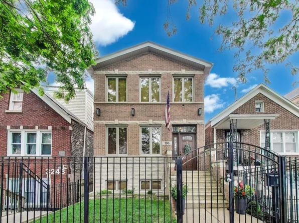 3245 S Aberdeen St, Chicago, IL 60608