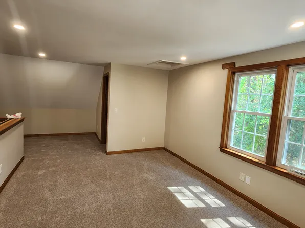 21 Glengarry Dr #21, Stratham, NH 03885