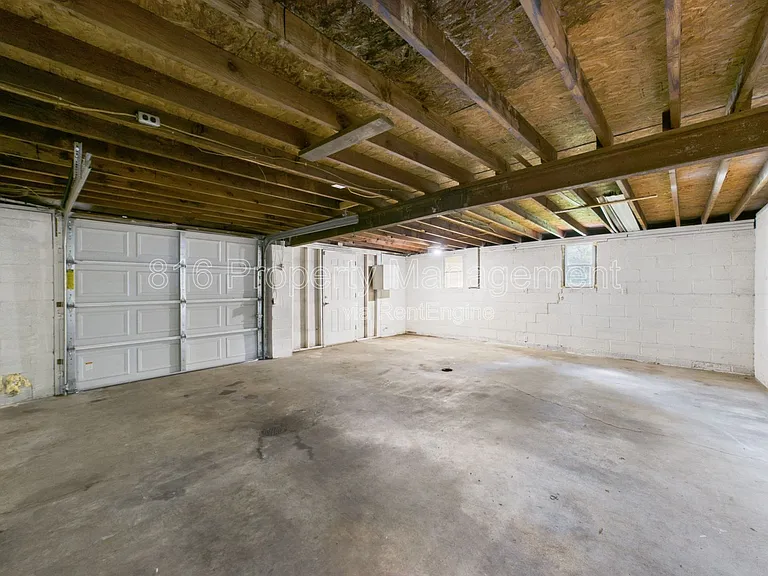 622 Christopher St — Photo 44