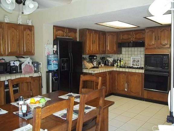 4th image of 9515 Guilford Ave