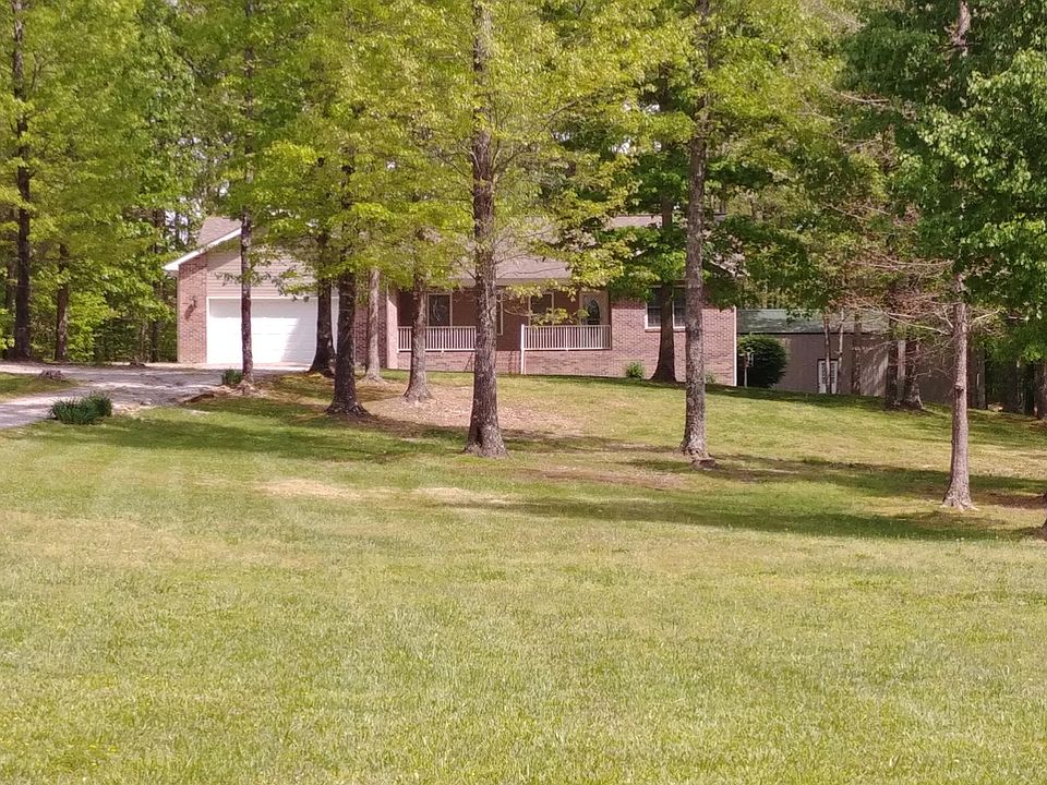 1st image of 742 Wallace Way