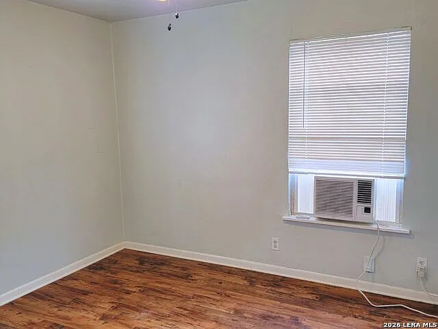 622 Bexar Dr — Photo 9