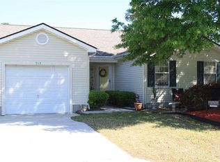 913 Woodberry Pl, Murrells Inlet, SC 29576