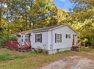 10 Melody Lane, Naples, ME 04055