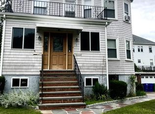 5 Westchester Rd UNIT 5, Newton, MA 02458