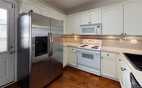 2nd image of 2157 Pavilion Ct #153