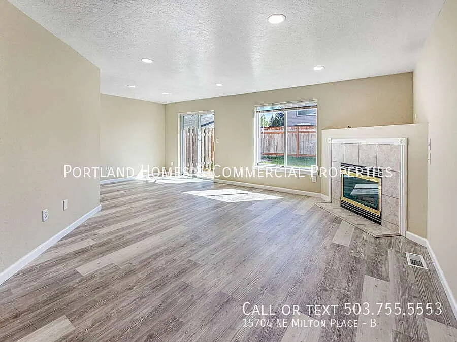 Spacious 3-bedroom Duplex in Wilkes Neighborhood **1/2 off November 2026 and December 2026 rent — Photo 3