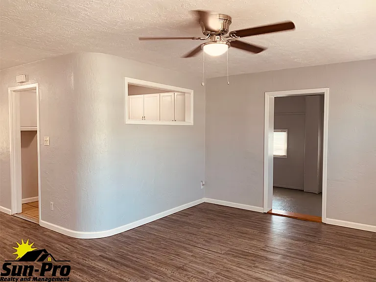 366 Golf Blvd — Photo 9