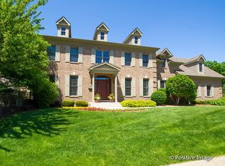 102 Arthur Ave, Clarendon Hills, IL 60514