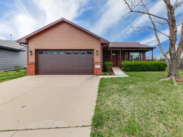 1828 S Chateau St, Wichita, KS 67207
