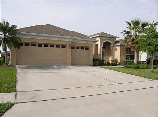1st image of 564 Belhaven Falls Dr
