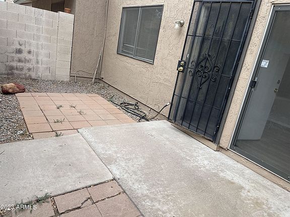 4th image of 1087 N 84th Pl