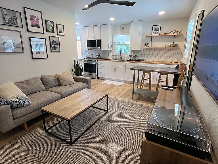 6233 E Bristol Rd #2 — Photo 4