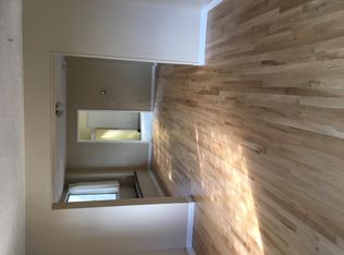 950 NW 64th St APT 2, Seattle, WA 98107