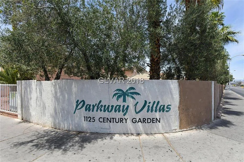 3 bed, 1250 sqft, $1,450 — Photo 1