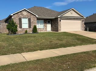 2250 Getty Dr, Conway, AR 72032
