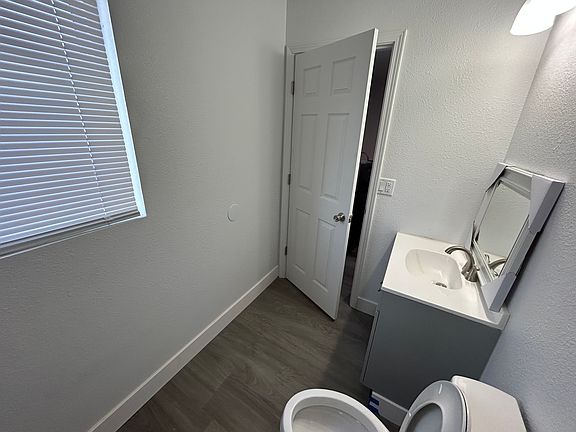 5th image of 411 S Main St #113