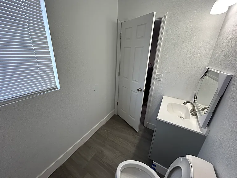 411 S Main St #109 — Photo 7