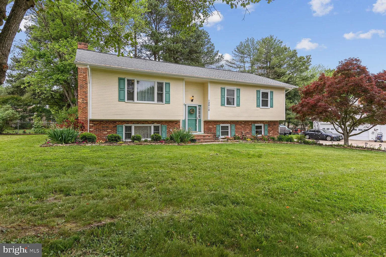 12012 Grantwood Dr photo 1
