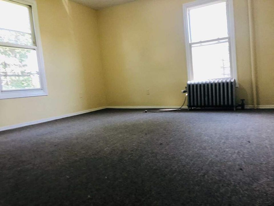 1st image of 1140 Bayport Pl #2