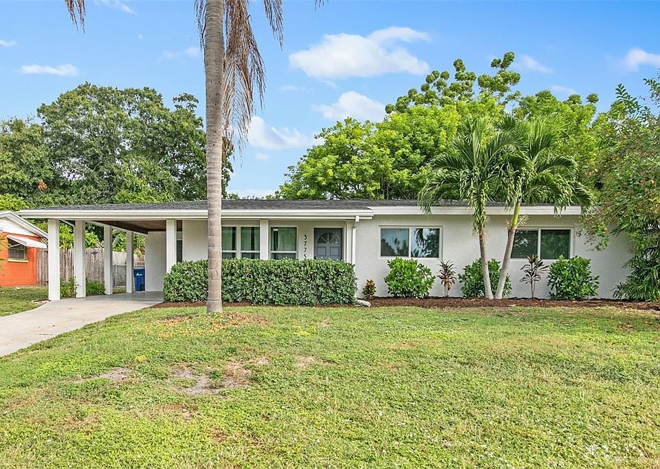 3775 Helene St, Sarasota, FL 34233 | Zillow