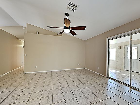 4th image of 8061 E Cicero St