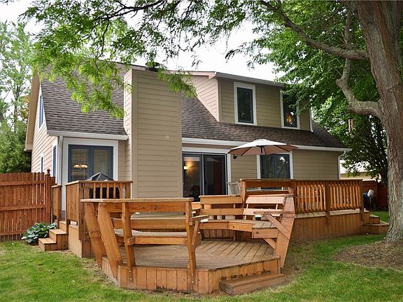 3rd image of 11960 Fairway Circle North Dr