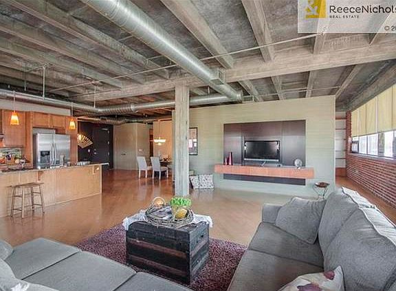 5th image of 1819 Baltimore Ave APT 306