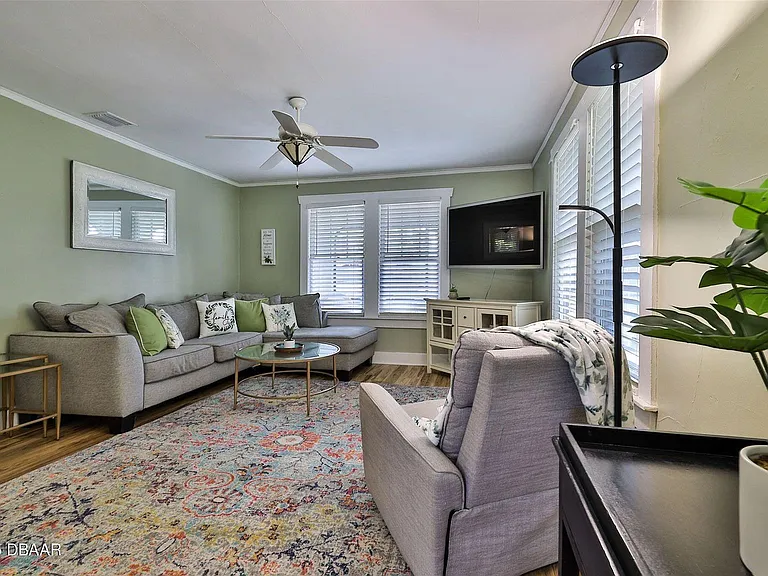 303 Washington St #A — Photo 7