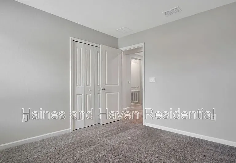 840 Blue Creek Dr — Photo 22