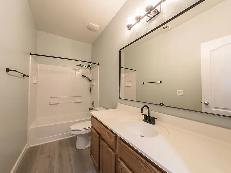 1036 S 177th Dr — Photo 19