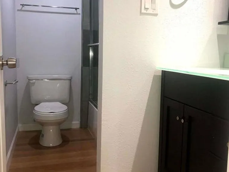4410 N Longview Ave #223 — Photo 9