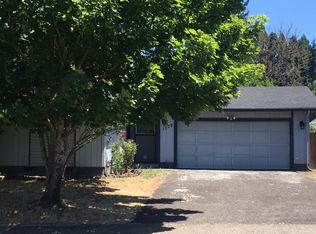 1709 Rainbow Loop, Springfield, OR 97477