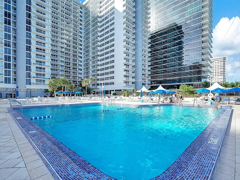 2030 S Ocean Dr #806 — Photo 32