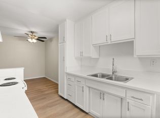 Melrose Place Apartments, Riverside, CA 92504