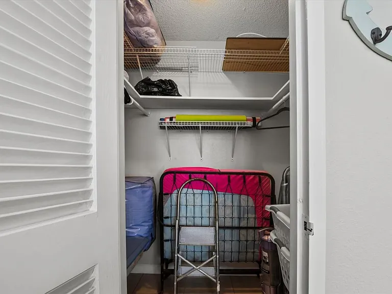 3140 S Ocean Dr #207 — Photo 4