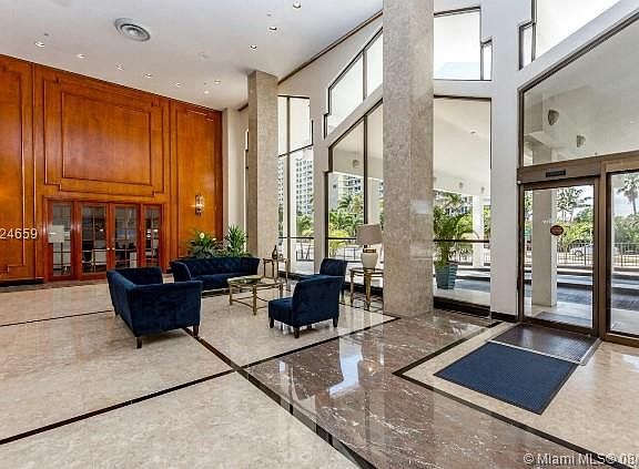 4th image of 5601 Collins Ave APT 715