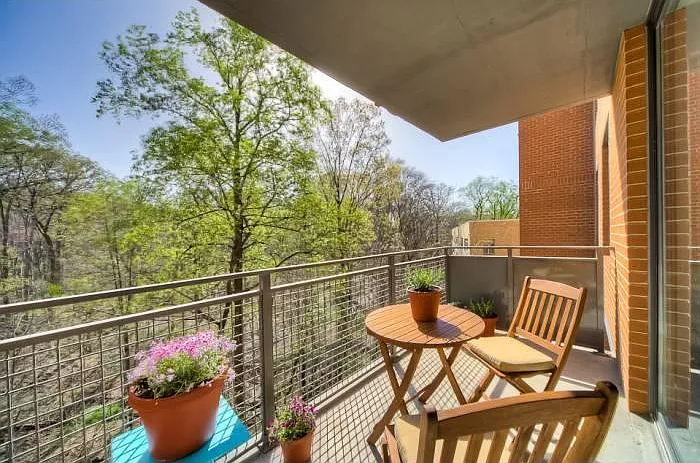 3883 Connecticut Ave NW — Photo 4