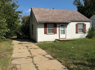 2422 N Minnesota St, Wichita, KS 67219
