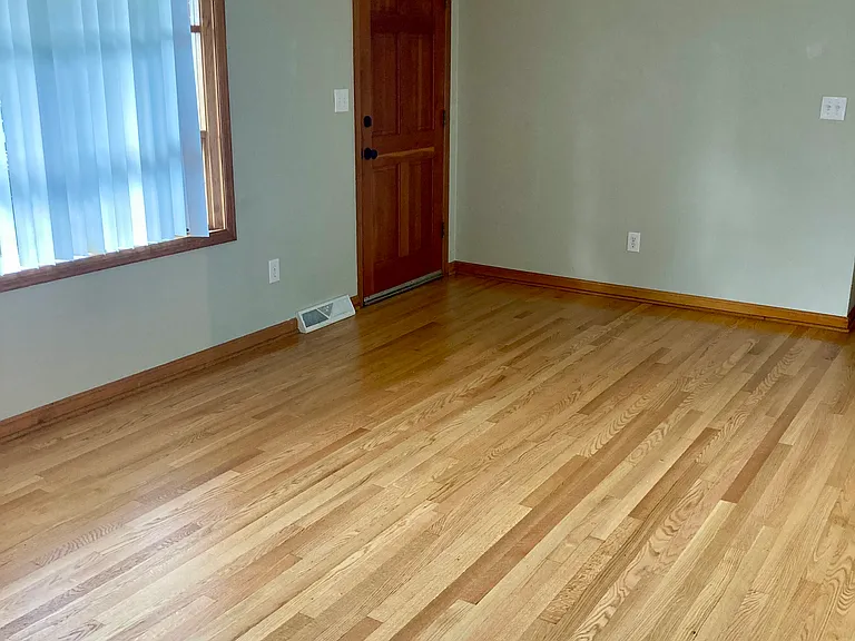 537 Water Oak Rd — Photo 3