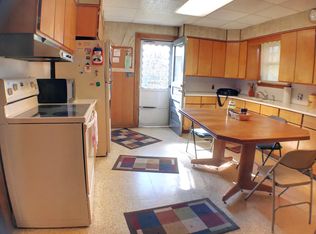 349 N Stadium Rd, Oregon, OH 43616