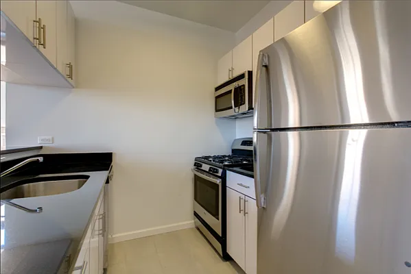 Rented by Citi Habitats | media 17