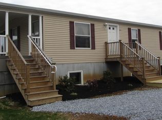 31 N Kinzer Rd #B, Kinzers, PA 17535